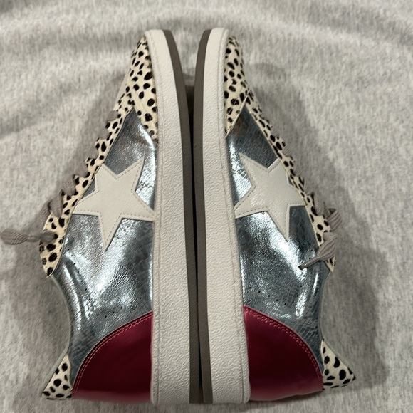 Brand new boutique style retro sneakers. - Picture 5 of 5